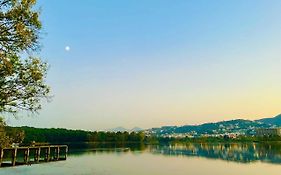 Lake Escape - Home 2